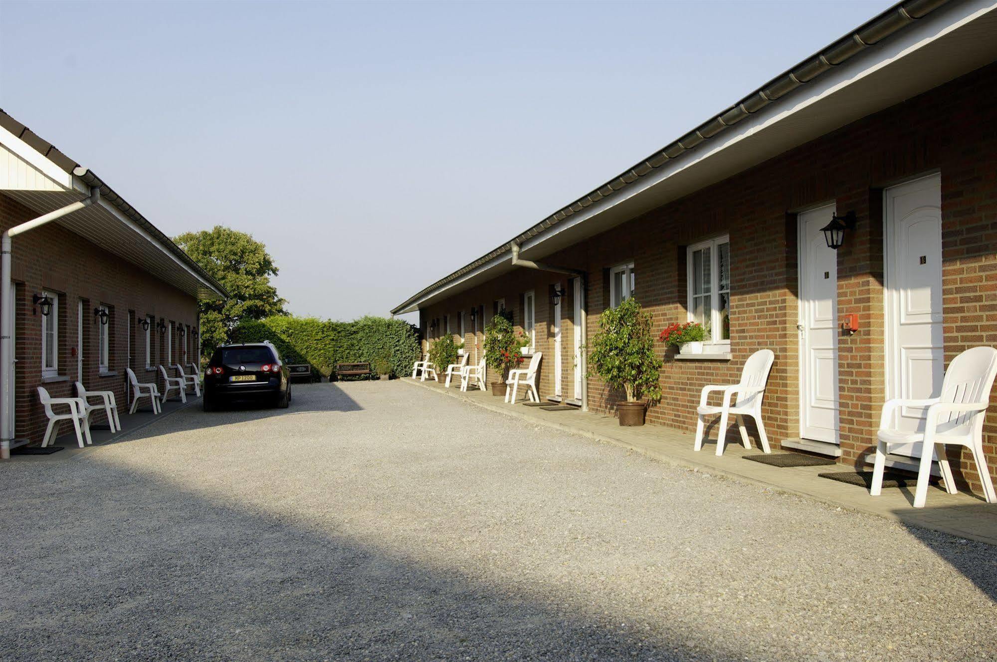 Hotel Restaurant Tychon Ag Eynatten Exterior photo